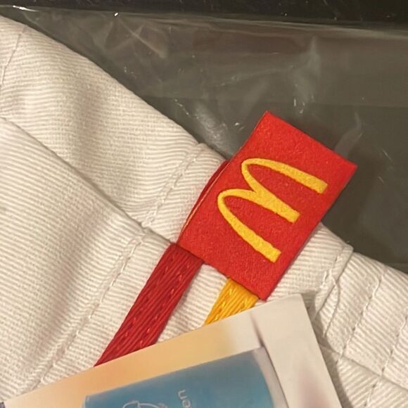 New Rare!! McDonald’s Bucket Hat Cap Ronald McDonald House White Red Yellow 2022 - Picture 5 of 5